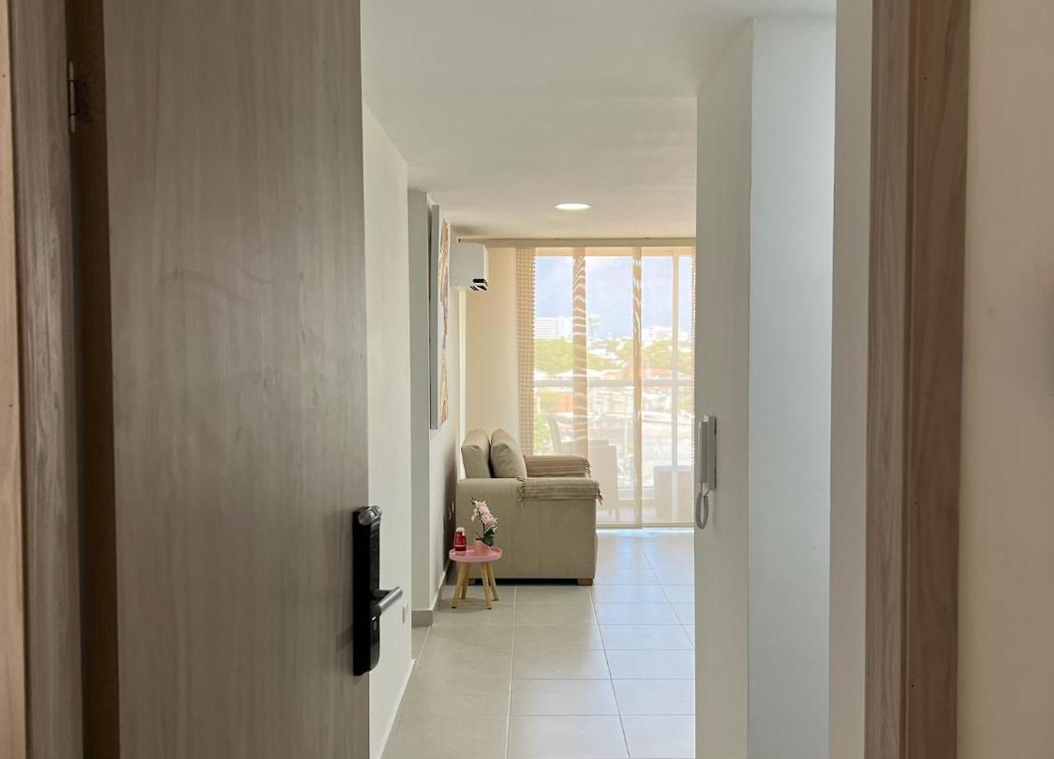 Apartamento Cerca Al Aeropuerto En *