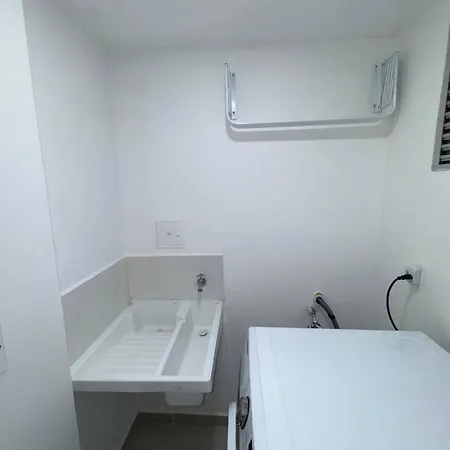 Apartamento Cerca Al Aeropuerto En