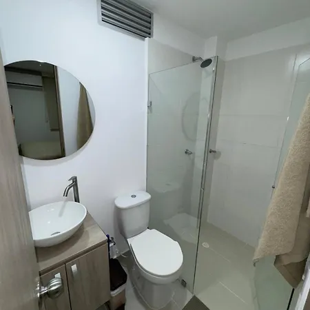 Apartamento Cerca Al Aeropuerto En