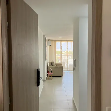 Apartamento Cerca Al Aeropuerto En *